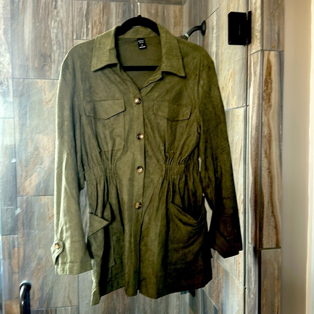 A great overcoat for spring! Pair with a tank for a high trending look! $35